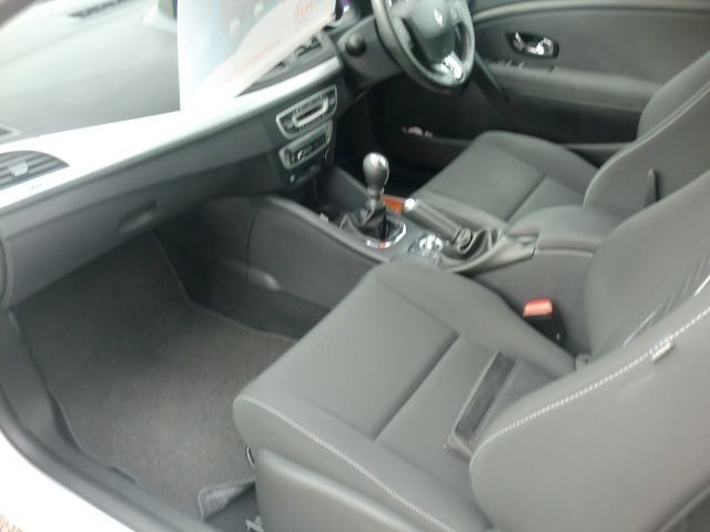 2014 Renault Megane 1.5 DCI S/S 3d image 5