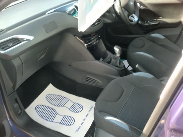 2014 Peugeot 208 1.6 E-HDI 5d image 6