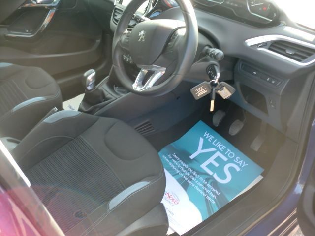 2014 Peugeot 208 1.6 E-HDI 5d image 9