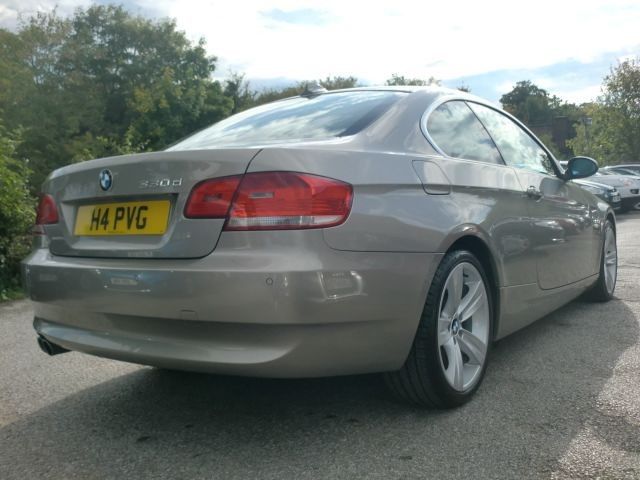 2007 BMW 3.0 330D SE 2d image 4