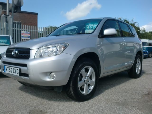 2007 Toyota Rav4 2.2 XT4 D-4D 5d image 1