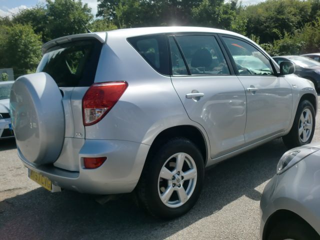 2007 Toyota Rav4 2.2 XT4 D-4D 5d image 4
