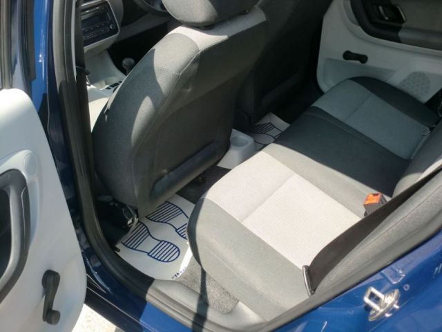 2010 Skoda Fabia 1.2 S 6V 5d image 6