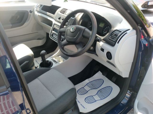 2010 Skoda Fabia 1.2 S 6V 5d image 8