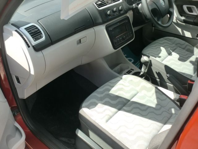 2007 Skoda Fabia 1.4 16V 5d image 6