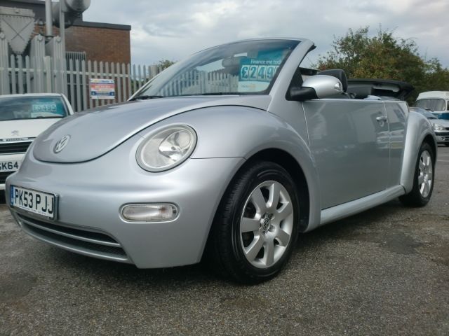 2003 Volkswagen Beetle 1.6 8V 2d image 1
