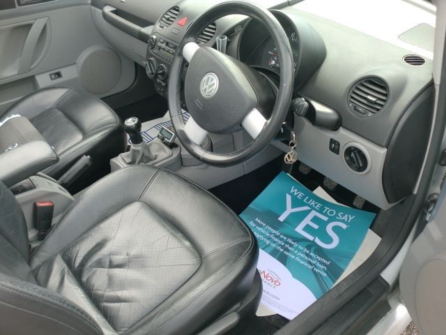 2003 Volkswagen Beetle 1.6 8V 2d image 8
