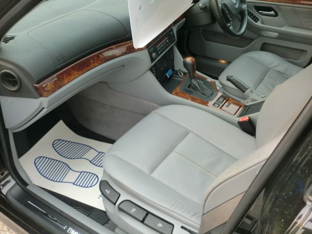 2002 BMW 2.5 525I SE 4d image 6