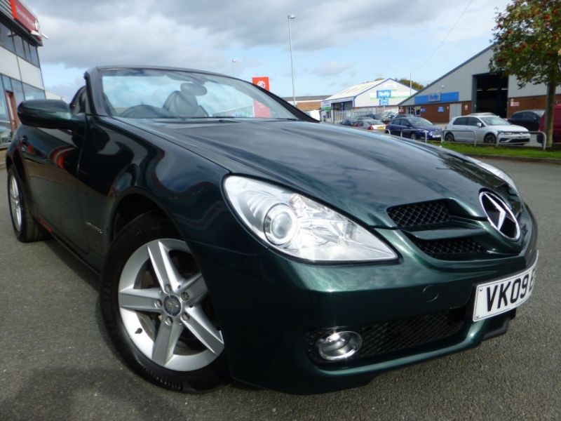 2009 Mercedes SLK200 image 2