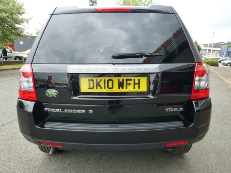 2010 Land Rover Freelander TD4 E S image 5