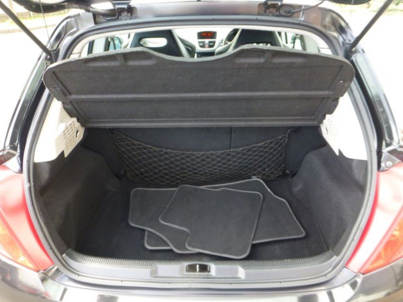 2007 Peugeot 207 1.6 GTI image 9