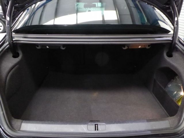 2013 Volkswagen CC 2.0 TDI GT DSG 4dr image 9