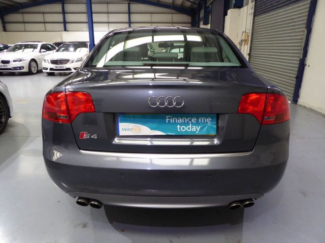 2007 Audi S4 4.2 Quattro 4dr image 4