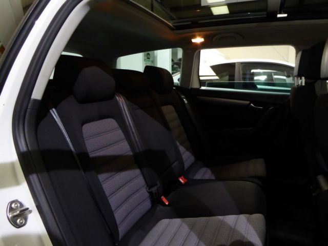 2013 Volkswagen Passat 2.0 TDI 5dr image 6