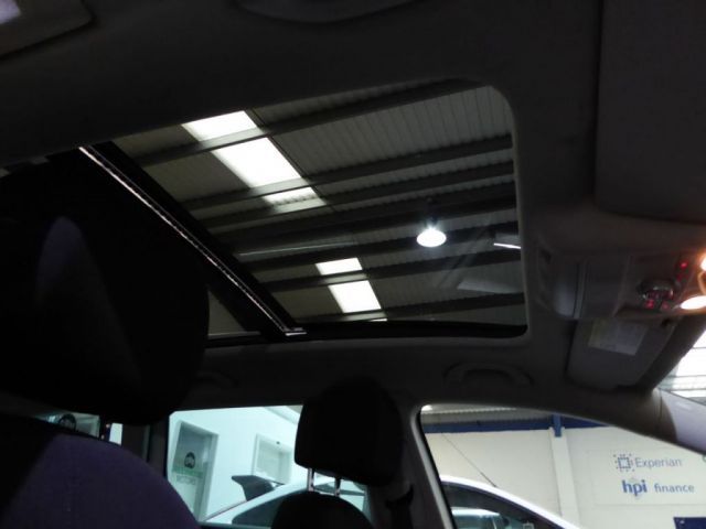 2013 Volkswagen Passat 2.0 TDI 5dr image 8