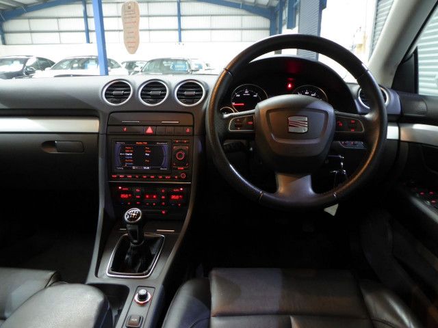 2012 Seat Exeo 2.0 TDI SE 4dr image 7