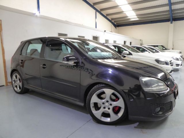 2006 Volkswagen Golf 2.0 TFSI GTI 5dr image 3