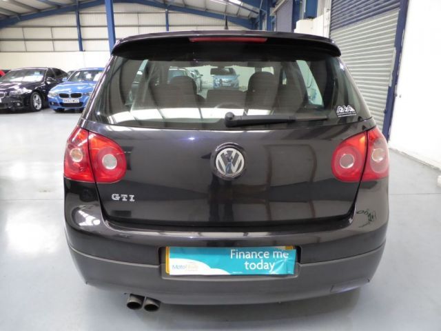 2006 Volkswagen Golf 2.0 TFSI GTI 5dr image 4