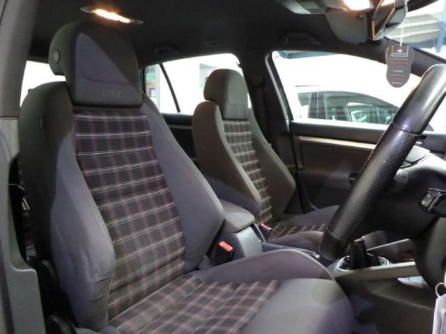 2006 Volkswagen Golf 2.0 TFSI GTI 5dr image 5