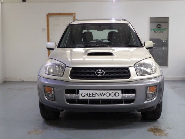 2002 Toyota Rav4 2.0 D-4D VX 5dr image 2