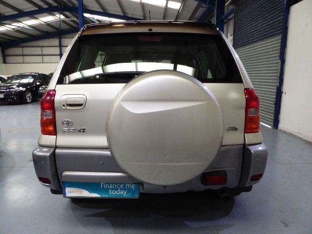 2002 Toyota Rav4 2.0 D-4D VX 5dr image 4