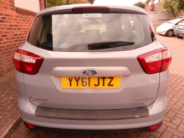 2012 Ford C-MAX 1.6 Titanium 5dr image 5