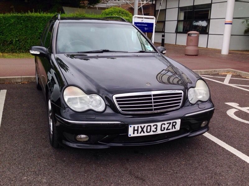 2003 Mercedes Benz C32 AMG Estate Obsidian Black image 1