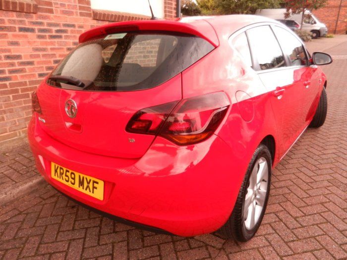 2009 Vauxhall Astra 1.6i 16V SRi 5dr image 3