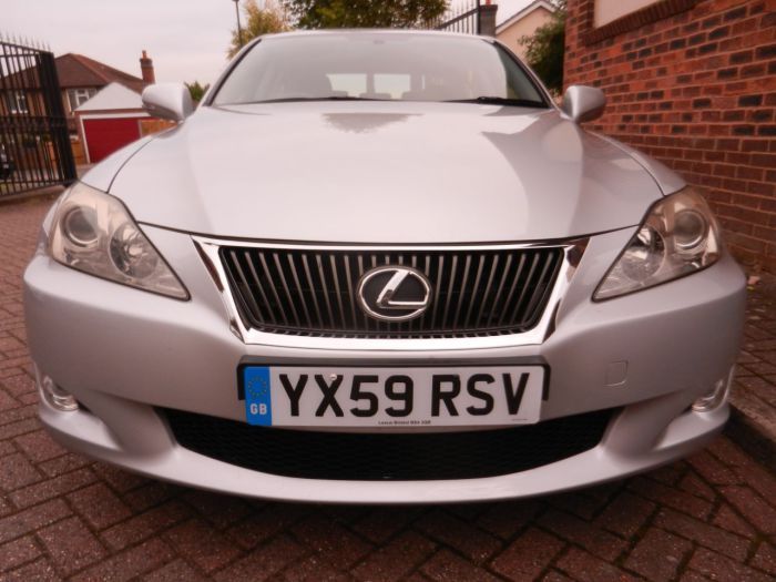 2009 Lexus IS 2.2 220d SE 4dr image 4