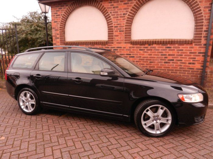 2009 Volvo V50 2.0D SE 5dr image 2