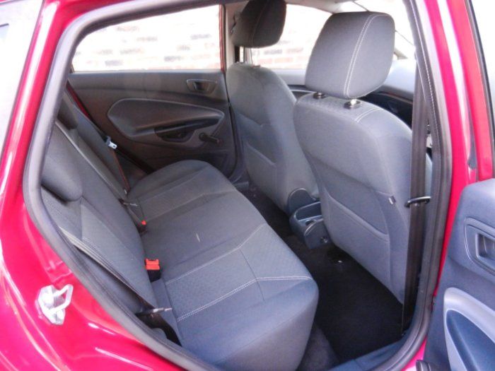 Ford Fiesta 1.25 Zetec 5dr image 8