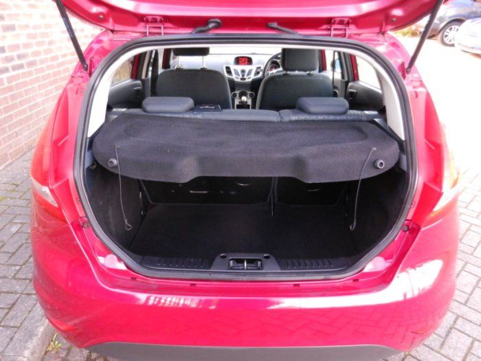 Ford Fiesta 1.25 Zetec 5dr image 9