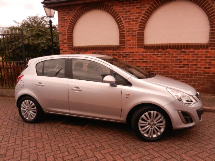 2011 Vauxhall Corsa 1.4 SE 5dr image 2
