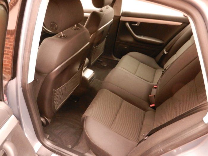 2006 Audi A4 2.0 S Line 4dr image 8