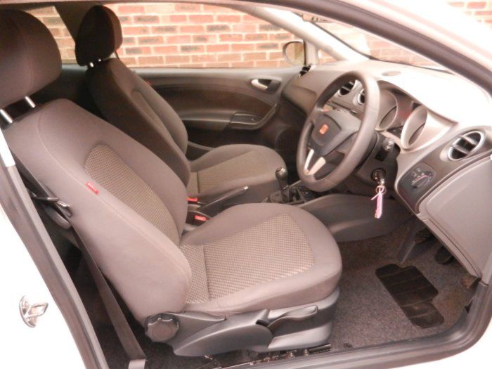 2010 Seat Ibiza 1.4 3dr image 6