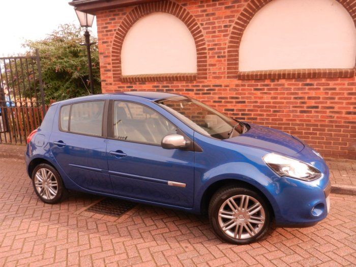 2012 Renault Clio 1.5 dCi 5dr image 2