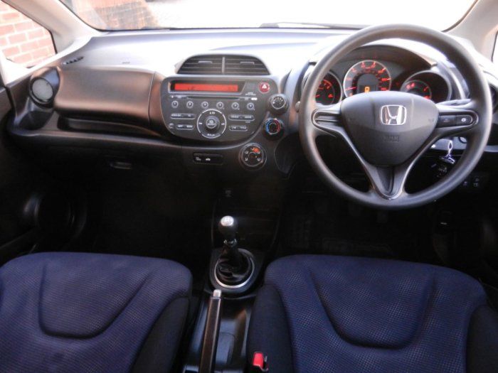 2011 Honda Jazz 1.2 i-VTEC S 5dr image 7
