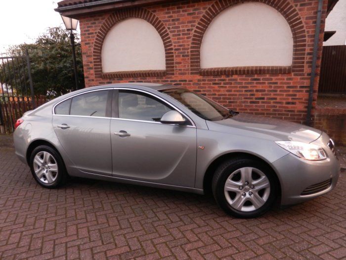 2009 Vauxhall Insignia 2.0 CDTi 5dr image 2