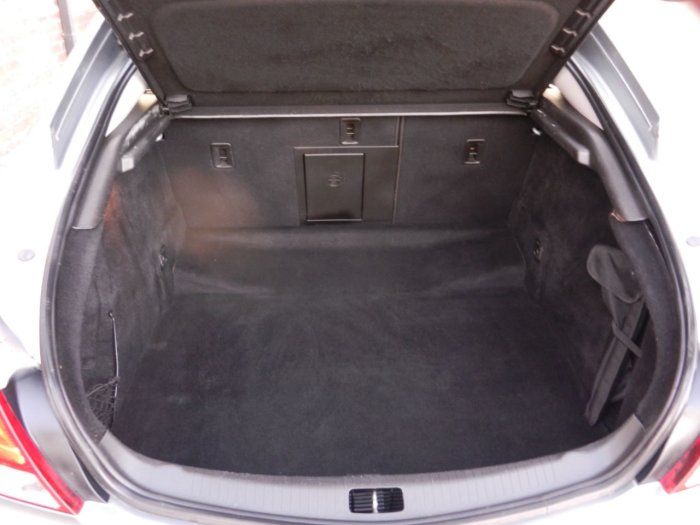 2009 Vauxhall Insignia 2.0 CDTi 5dr image 8