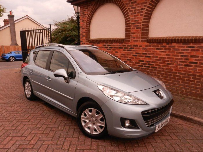 2011 Peugeot 207 1.6 HDi 5dr image 1