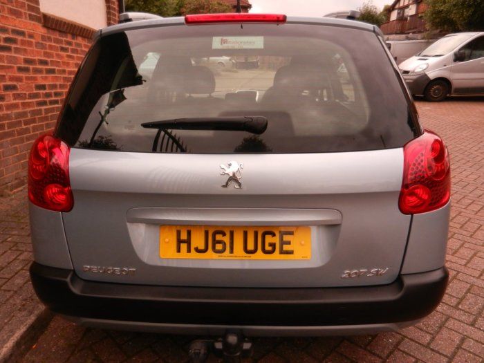 2011 Peugeot 207 1.6 HDi 5dr image 5