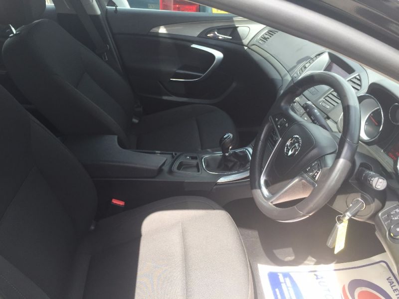 2012 Vauxhall Insignia 2.0 CDTI image 7