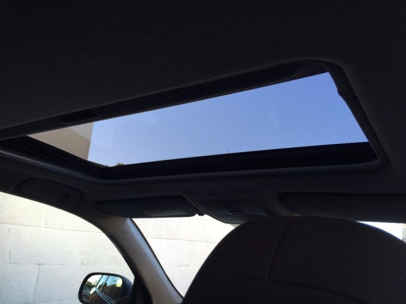 2008 Toyota RAV4 XT-R 2.2 D-4D 5dr image 8