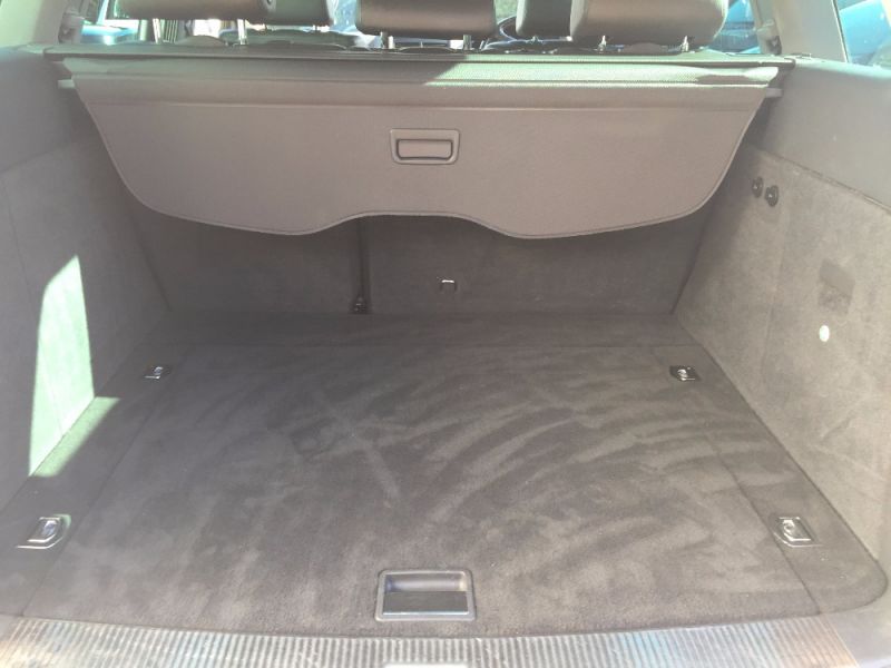 2005 Volkswagen Touareg TDI SE image 7