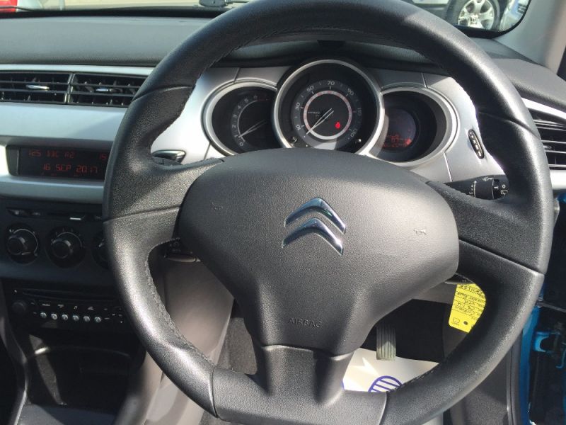 2011 Citroen C3 1.4 VTR Plus 5dr image 6