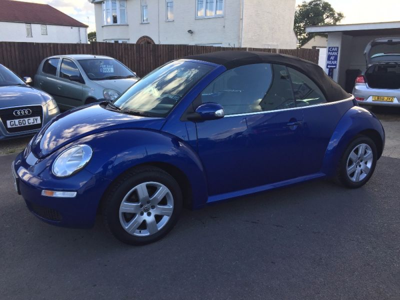 2006 Volkswagen Beetle 1.4 Luna 16V image 2
