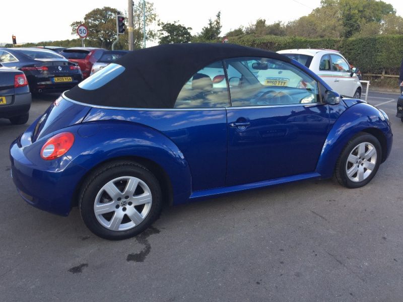 2006 Volkswagen Beetle 1.4 Luna 16V image 4