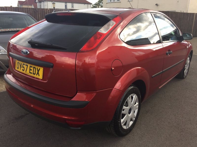 2007 Ford Focus 1.4 SE 3dr image 3