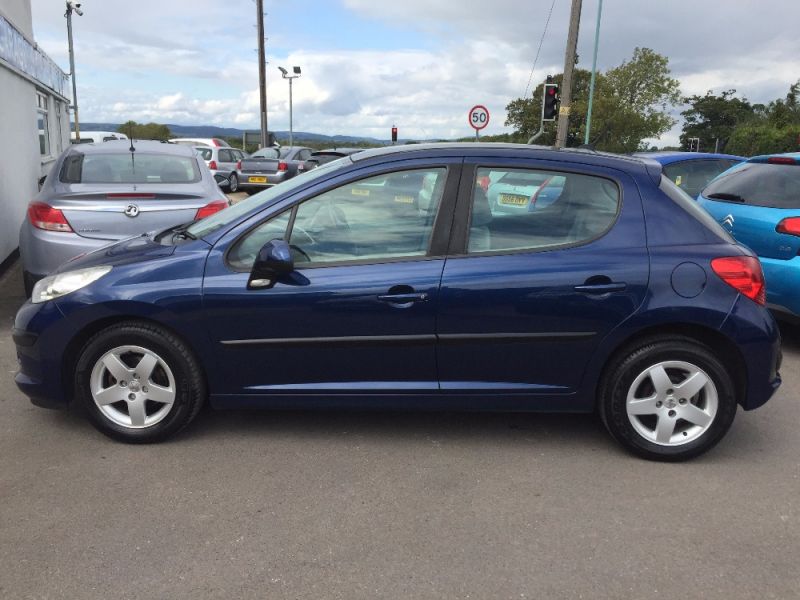2007 Peugeot 207 1.4 SE 16V 5dr image 4
