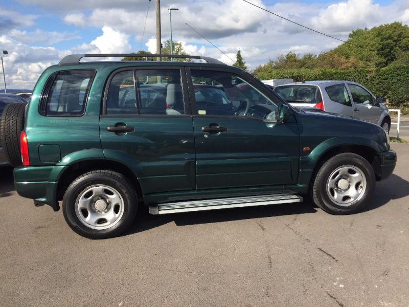 2002 Suzuki Grand Vitara 2.0 5dr image 2